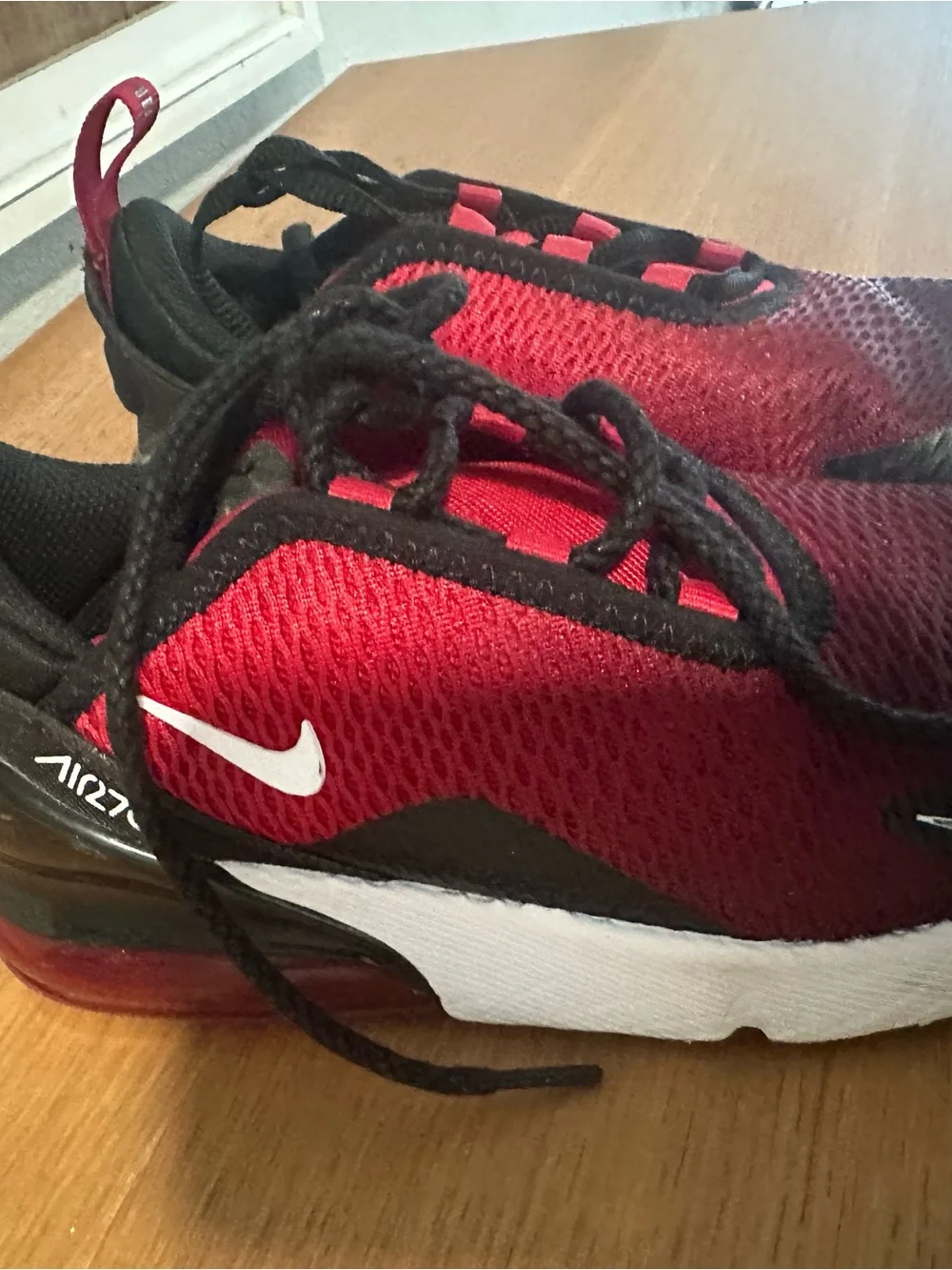Nike Air Max 270